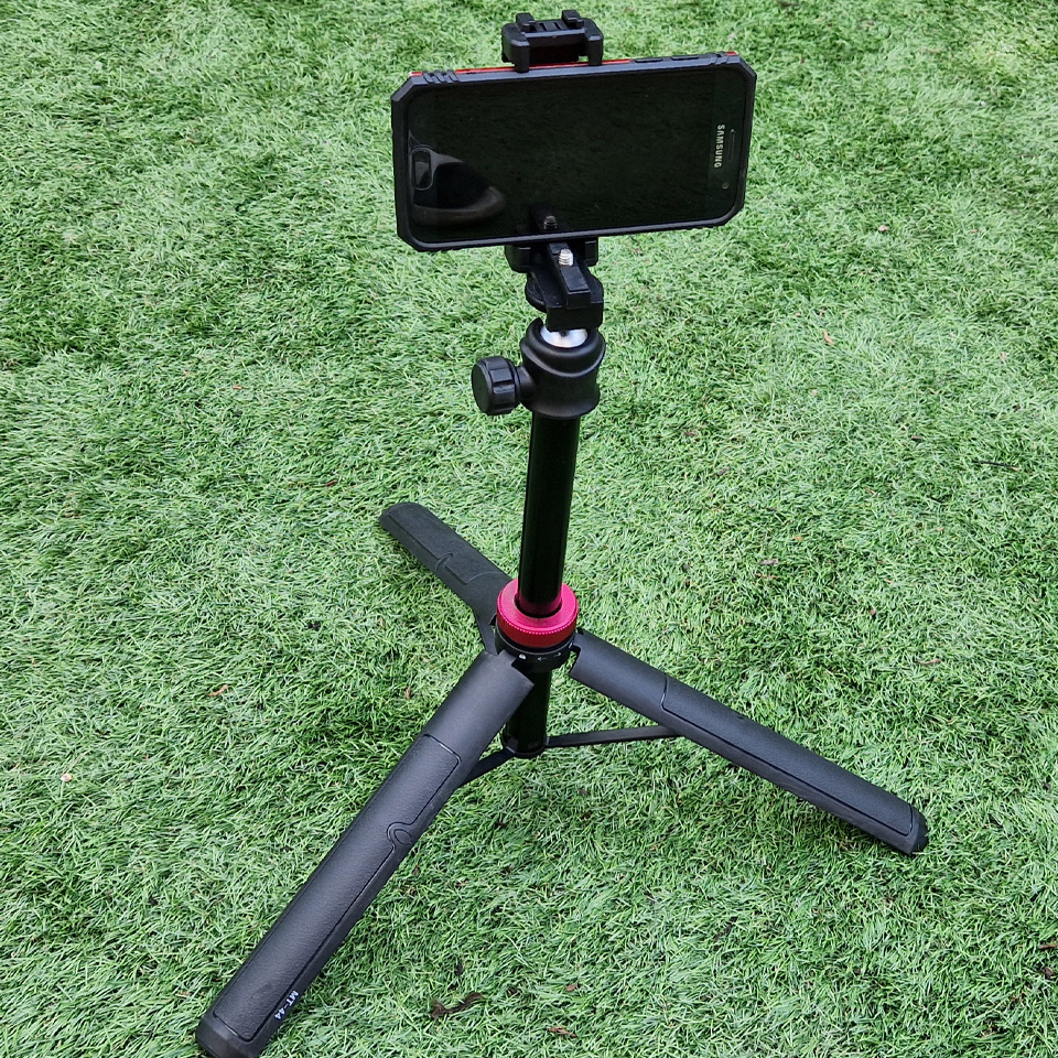 Ulanzi MT44 tripod holding a mobile phone in its closed position